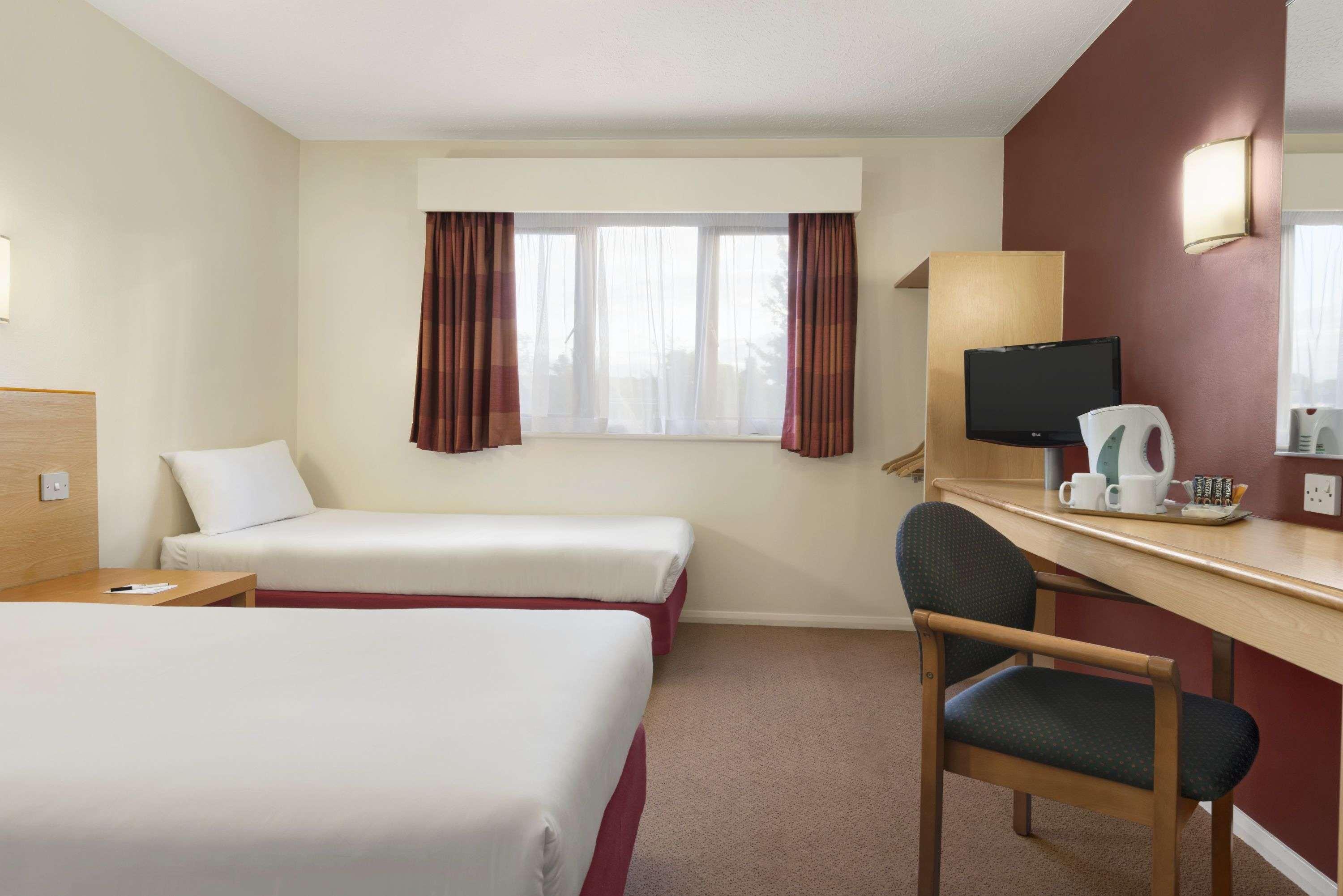 Days Inn Hotel Warwick South - Southbound M40 Ashorne Екстериор снимка